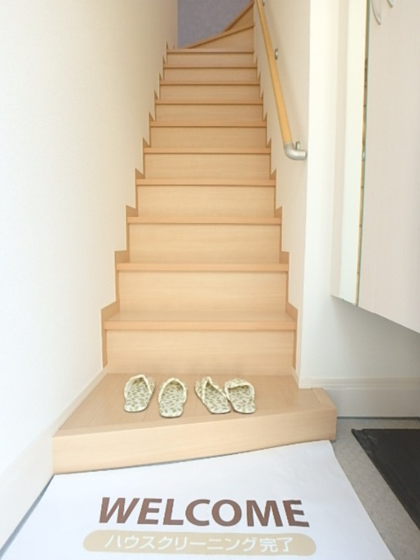 玄関　図面と現状に相違がある場合には現状を優先．．．