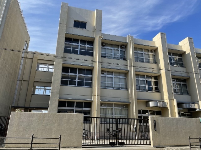 小学校　大阪市立東中浜小学校（小学校）まで422m
