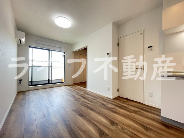 居室・リビング　ゆったり過ごせる居間です