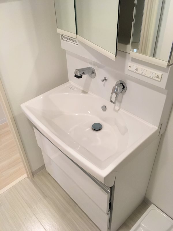 洗面設備　シャンプードレッサー