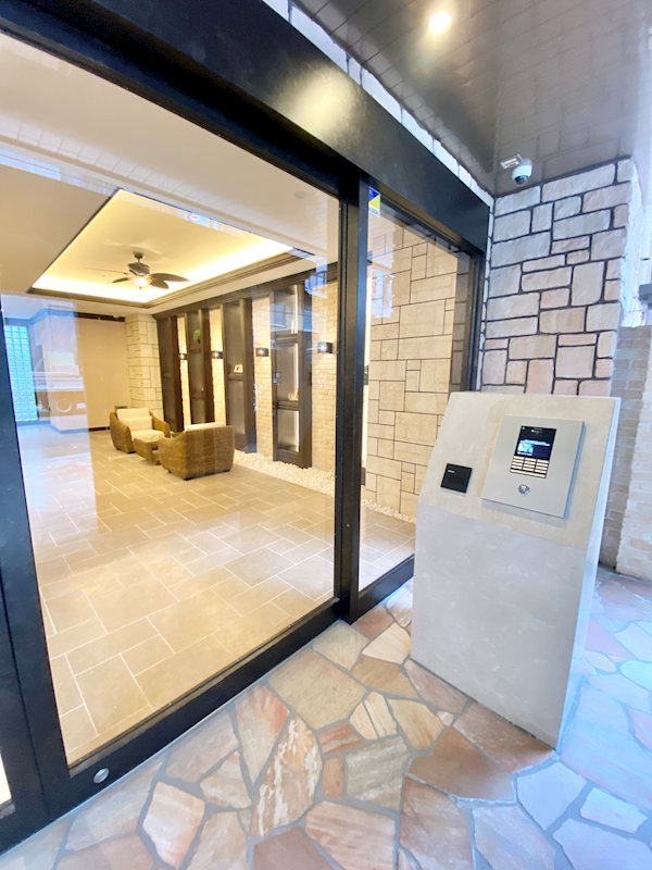 エントランス　オートロック