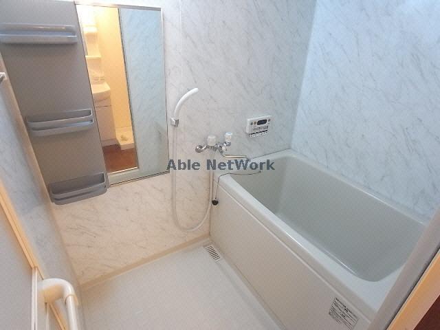 バス・シャワールーム　※同型参考写真