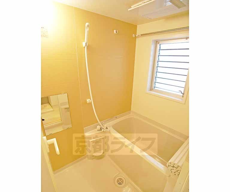 バス・シャワールーム　バスです