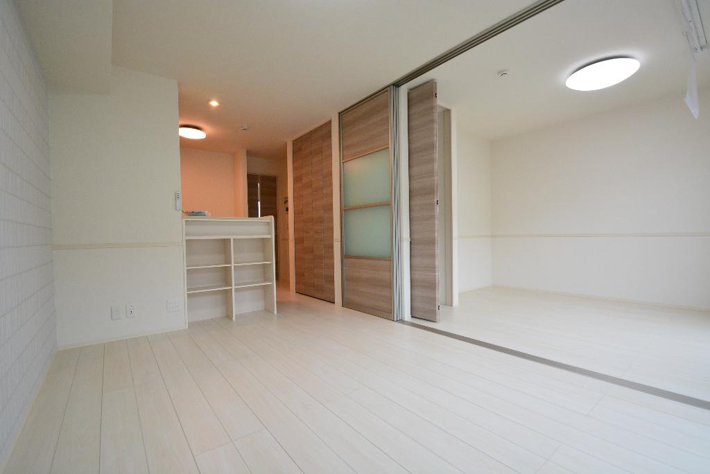 居室・リビング　※反転タイプ