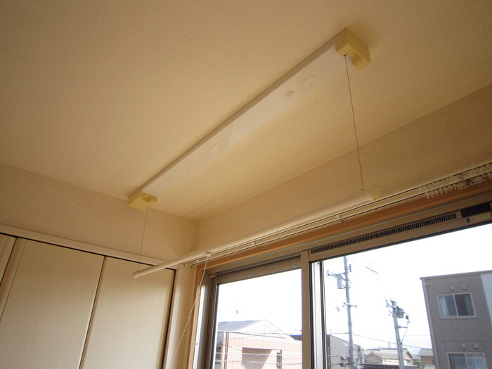 その他設備　室内物干し