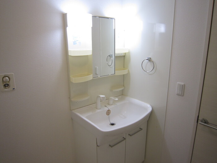 洗面設備　洗髪洗面化粧台