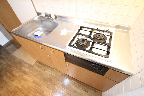 キッチン　※別部屋の写真です