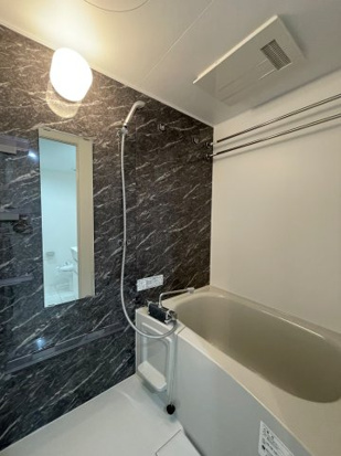 バス・シャワールーム　※別部屋参考写真