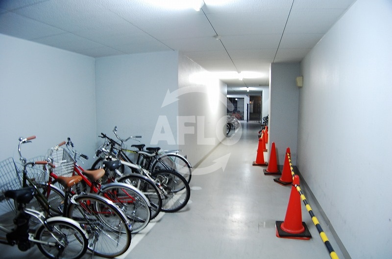 その他　フレアコート北浜　駐輪場