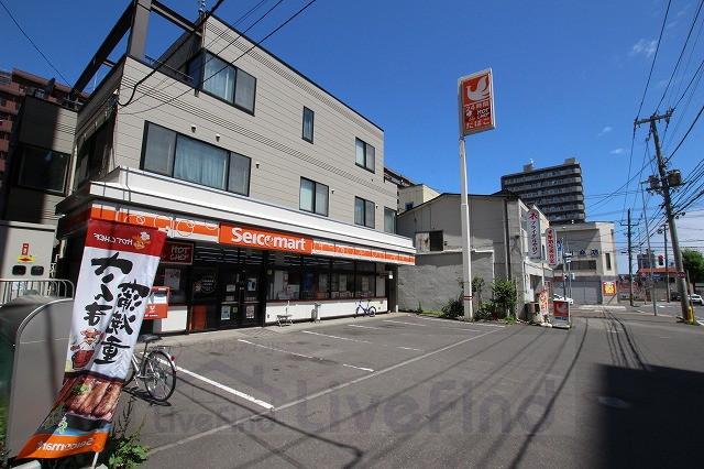 コンビニ　セイコーマートすずき店（コンビニ）まで120m