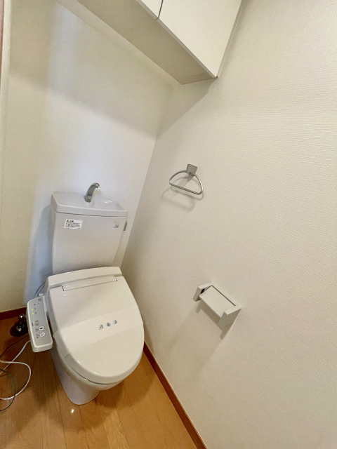 トイレ　※別部屋参考写真