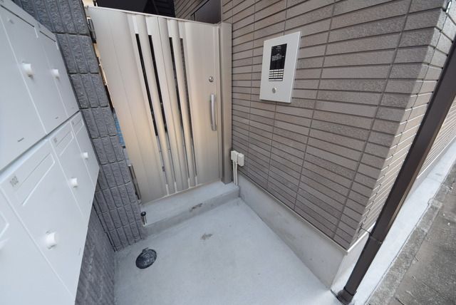 エントランス　★お問い合わせはタウンハウジングまで★
