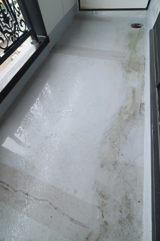 バルコニー　図面と現状に相違がある場合には現状を優先