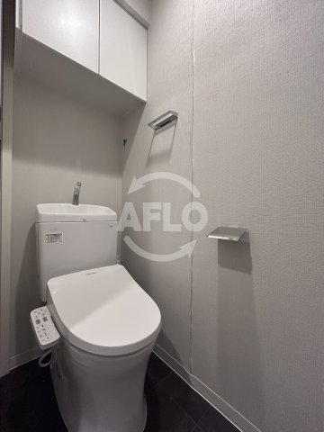 トイレ　スプランディッド江坂DUE　トイレ