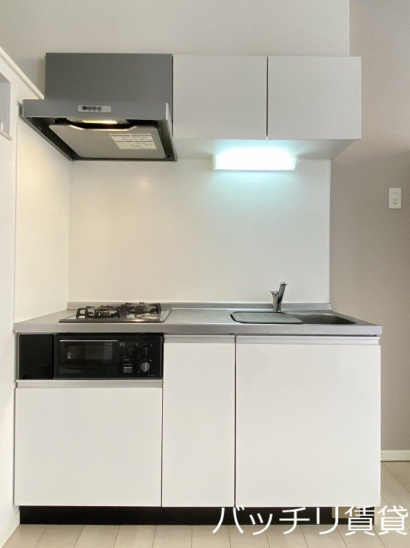 キッチン　同型タイプの為、現状を優先いたします。