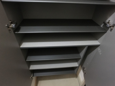 収納　シューズクローク