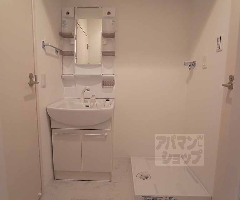 洗面設備　脱衣スペース