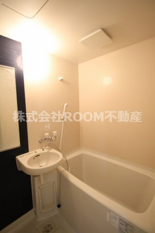 バス・シャワールーム　日々の暮らしに欠かせないお風呂です