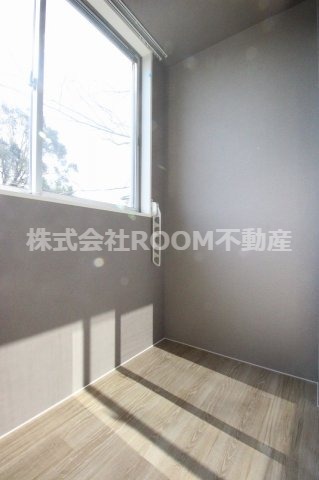 バルコニー　外からの目が気にならないバルコニーで洗濯物が干せます