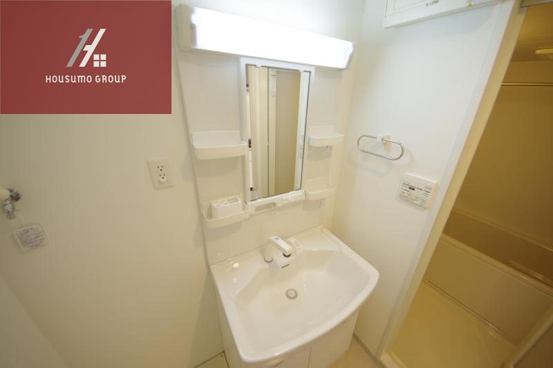 洗面設備　独立洗面台で身支度をすべて済ませてしまいましょう