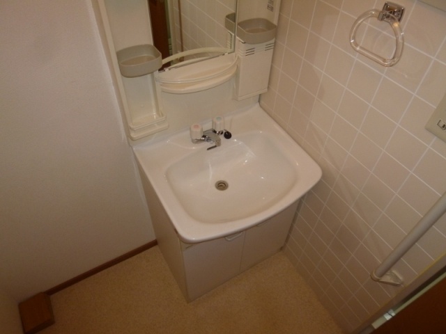 洗面設備　独立洗面化粧台付きでおすすめです！