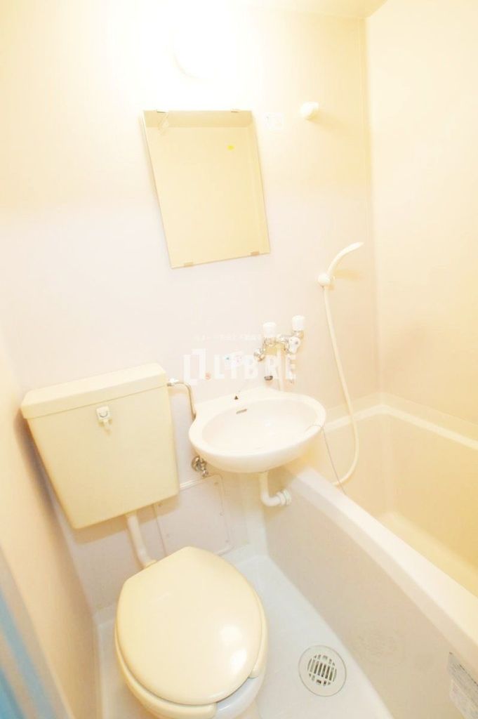 バス・シャワールーム　バス