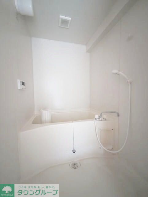 バス・シャワールーム　※別部屋参考写真です