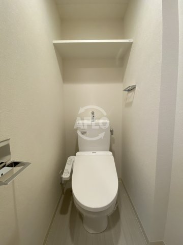 トイレ　ファステート大阪ドームライズ　温水洗浄便座