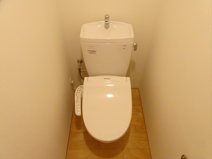 トイレ　落ち着いたトイレです