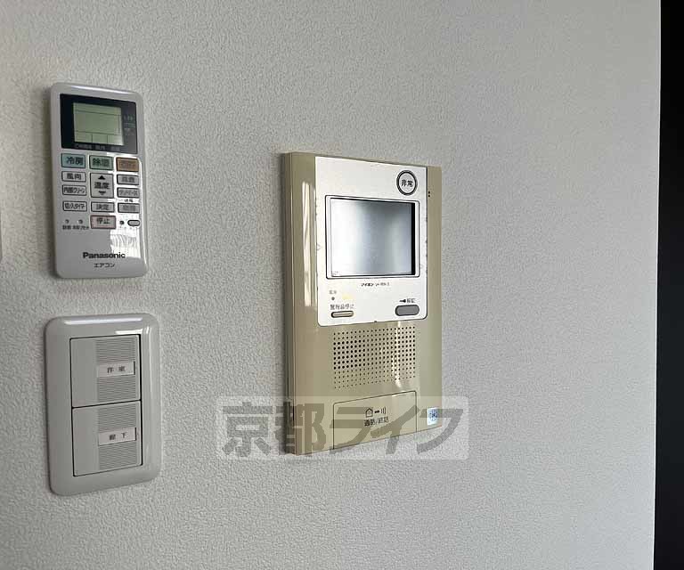 セキュリティ　ＴＶモニターホンで訪問者を確認できて安心です。