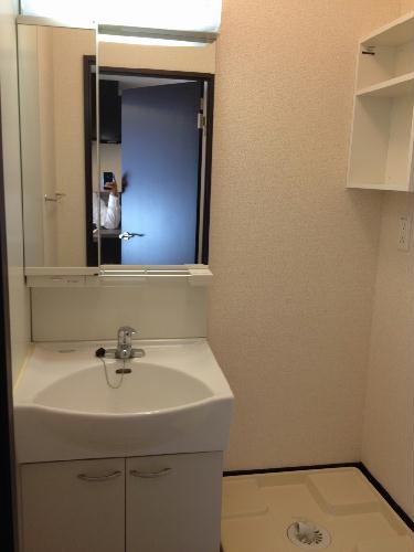 洗面設備　独立洗面台