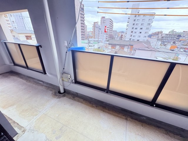 バルコニー　バルコニーがあります