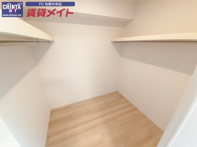 収納　同型タイプの写真です