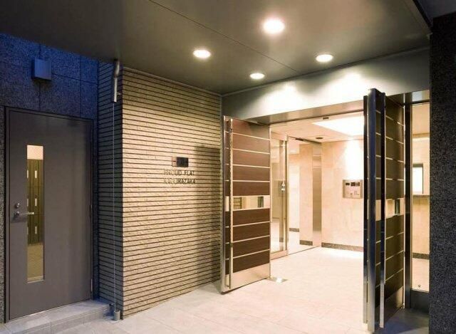 エントランス　毎日通るエントランスはこのようになっています