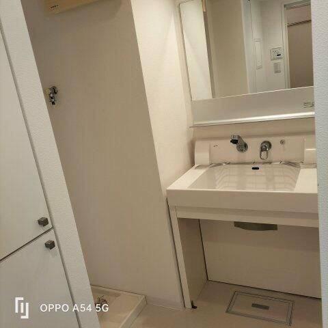 洗面設備　広い洗面スペース