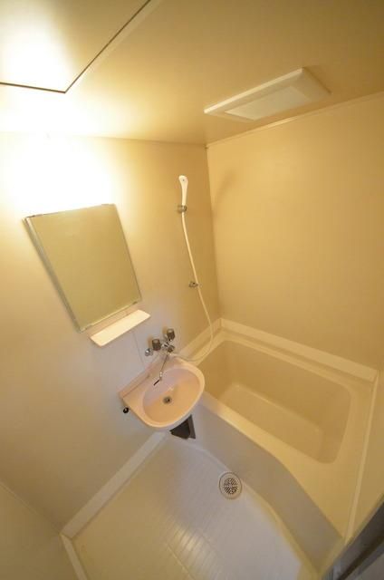 バス・シャワールーム　☆１日の疲れを癒して下さい☆