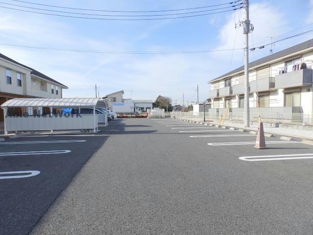 駐車場　駐車場