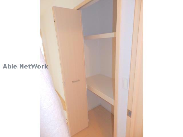 収納　類似タイプ