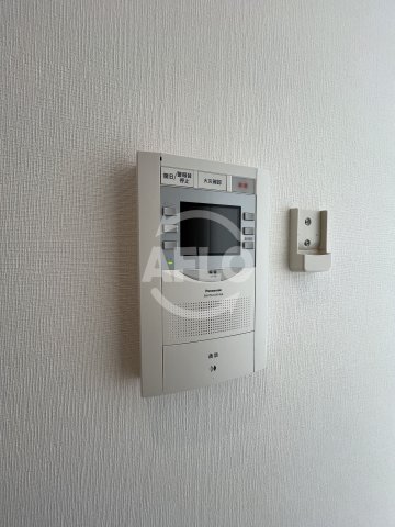 セキュリティ　スプランディッド新大阪III　インターホン