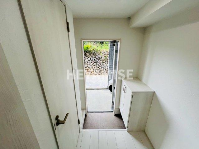 玄関　※同物件の同間取の写真です※現況を優先します※