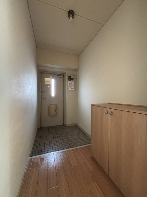 玄関　※清掃前です