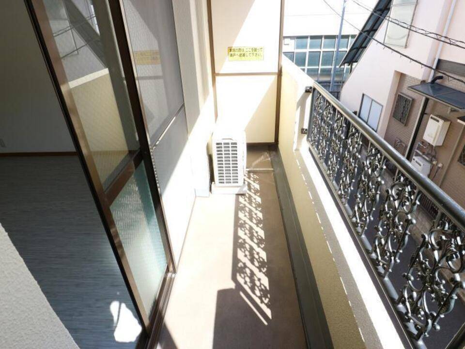 バルコニー　バルコニー