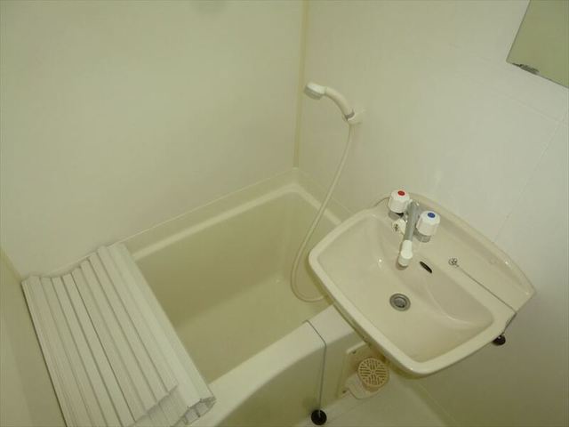 バス・シャワールーム　バスルーム