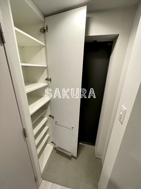 玄関　シューズボックス付きの玄関です♪