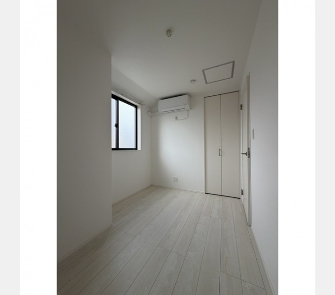 収納　洋室にクローゼットの設備がございます