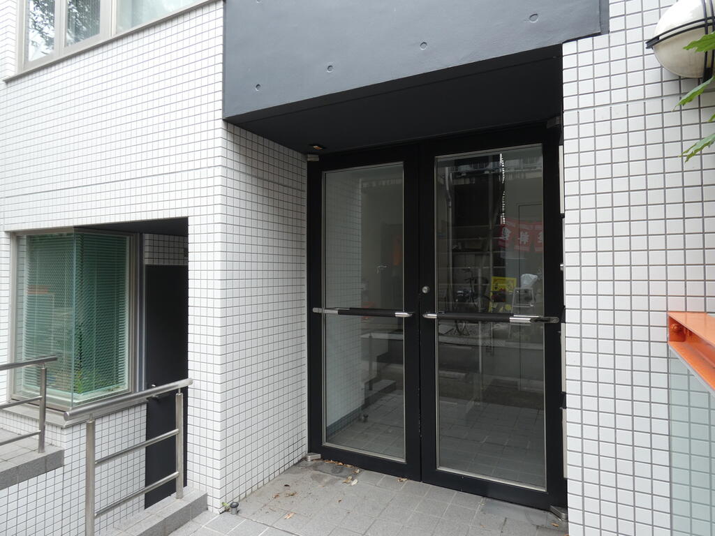 エントランス　エントランス