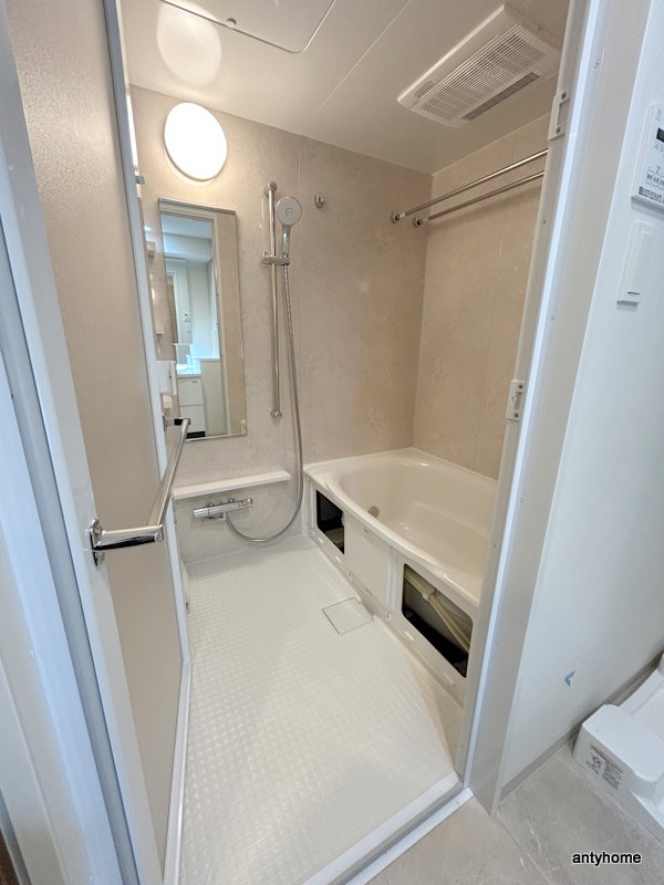 バス・シャワールーム