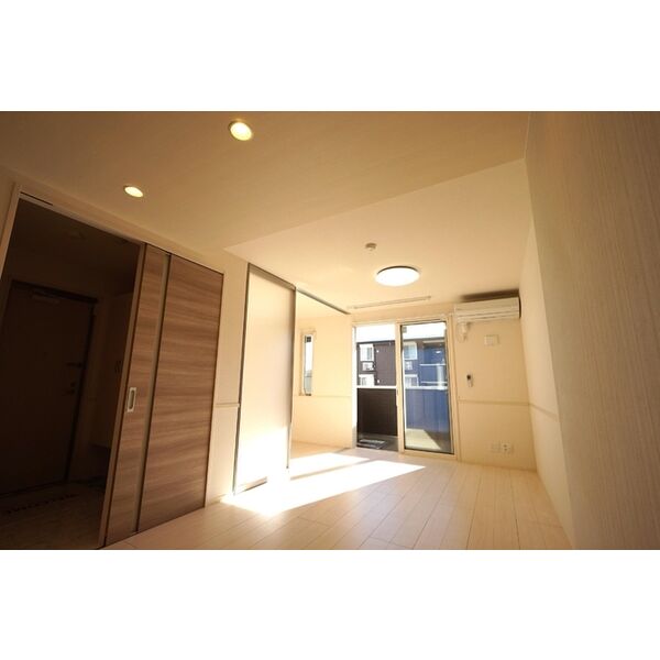 居室・リビング　リビング