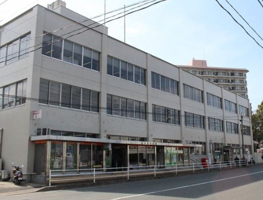 郵便局　博多南郵便局（郵便局）まで396m