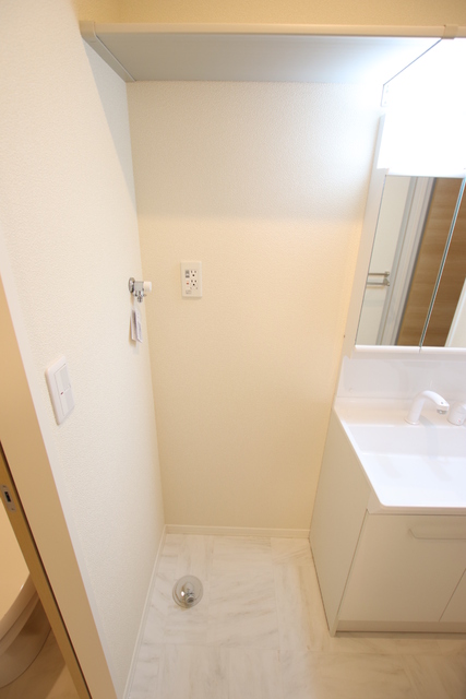 その他　※別室参考写真　室内洗濯機置き場